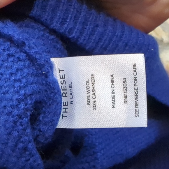 The Reset R Label Wool Cashmere Blend Sapphire Blue Sweater Funnel Mock Neck - Picture 6 of 10